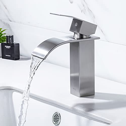 ONECE Grifo Lavabo en Cascada, Grifo de Lavabo Monomando, Grifos Mezclador de Ba&ntilde;o de Acero Inoxidable 304, Dise&ntilde;o Elegante, Funci&oacute;n Fr&iacute;o y Caliente, Superficie Cepillado Antihuellas